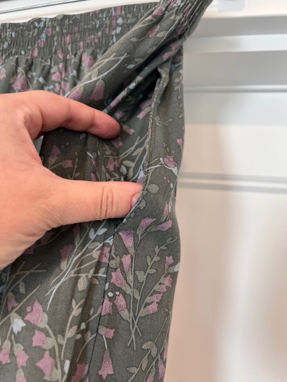 Vintage 90s Rayon Midi Skirt Floral Sage Green Teal Lavender, Large - Picture 7 of 8